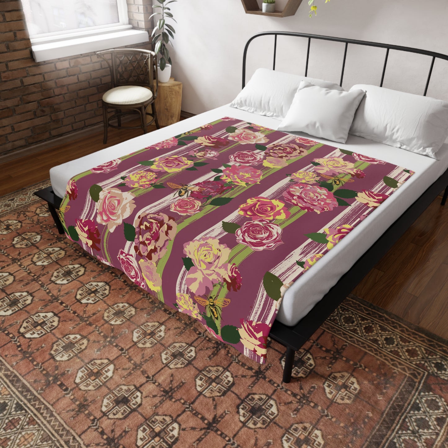 Floral Stripe Plush Fleece Blanket - Vintage Rose Pattern