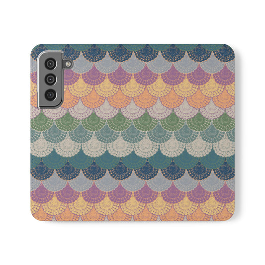 Scallop pattern Flip Phone Case ~ Doily Dolly Design